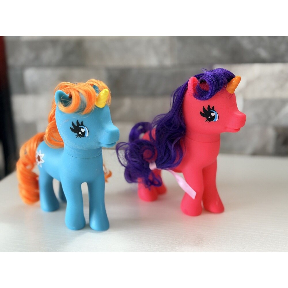2 Gi-Go Wonder Land Deluxe Sweetheart Set Ponies Pink And Blue “Fakies” 3-16-B1